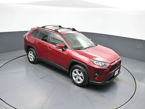 Certified 2019 Toyota RAV4 XLE w/ Convenience Package image 36