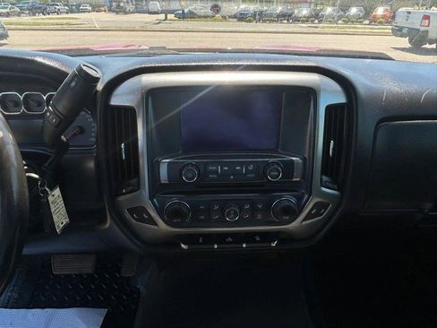 Used 2019 Chevrolet Silverado 1500 LT w/ All Star Edition AWD/4WD image 12
