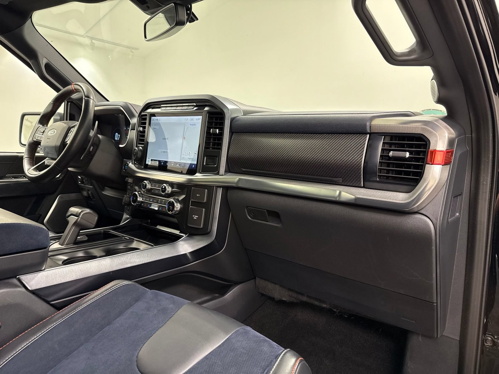 Used 2022 Ford F150 Raptor w/ Raptor 37 Performance Package AWD/4WD image 35