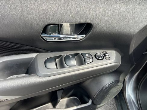 Used 2023 Nissan Kicks SV w/ Exterior Package FWD image 21