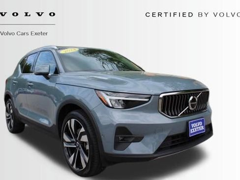 Used 2023 Volvo XC40 B5 Plus w/ Protection Package Premier AWD/4WD image 1