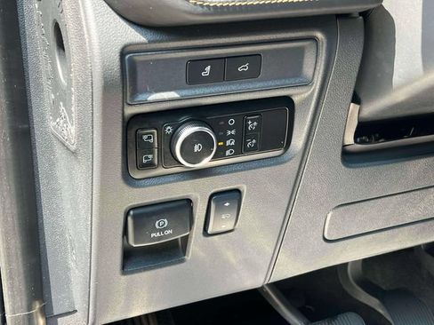 Used 2024 Ford Expedition Max Platinum AWD/4WD image 33