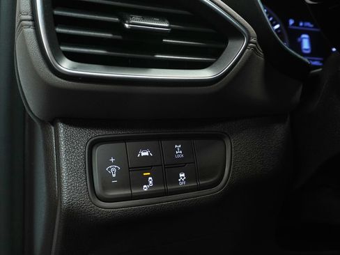 Used 2019 Hyundai Santa Fe SE AWD/4WD image 22