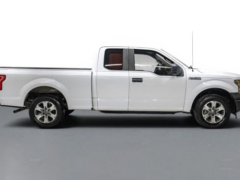 Used 2017 Ford F150 XL w/ Equipment Group 101A Mid RWD image 5