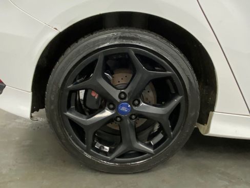 Used 2016 Ford Focus ST FWD image 16