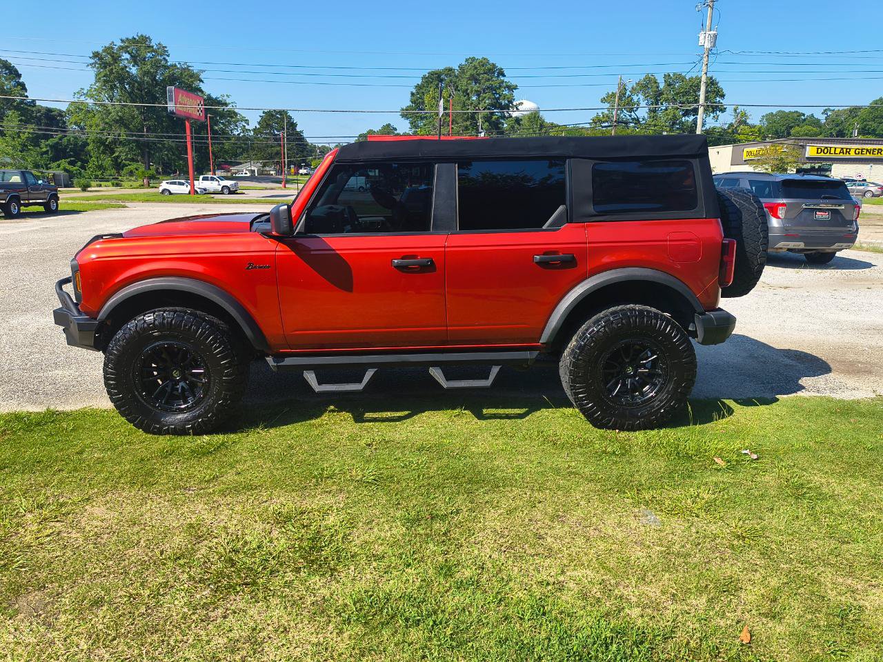 Used 2022 Ford Bronco Black Diamond AWD/4WD image 5