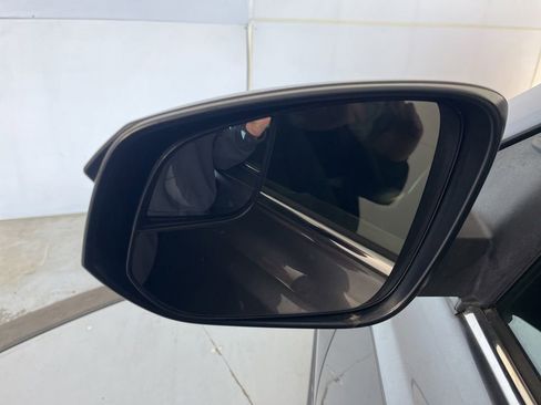 Used 2016 Toyota RAV4 LE AWD/4WD image 33