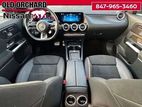 Used 2025 Mercedes-Benz GLA 35 AMG 4MATIC w/ AMG Night Package image 17