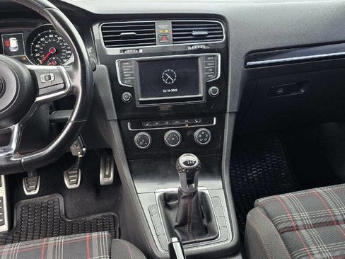 Used 2016 Volkswagen GTI S image 15