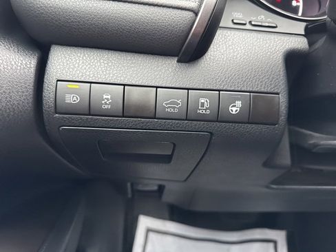 Used 2024 Toyota Camry SE image 17
