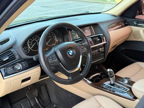 Used 2017 BMW X3 sDrive28i RWD image 11