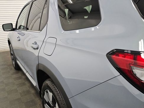 New 2026 Honda Pilot Touring image 6