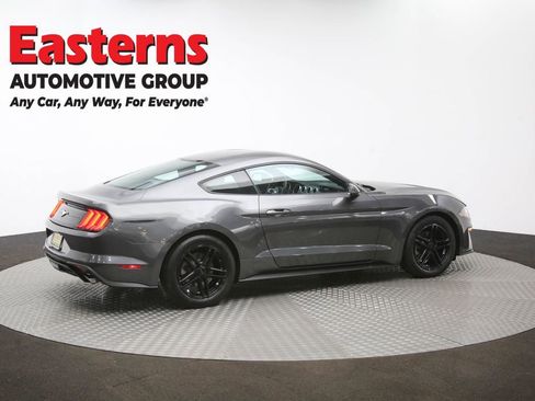 Used 2018 Ford Mustang Coupe image 40