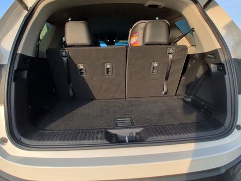 Used 2023 Honda Pilot EX-L image 9