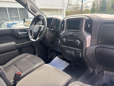 Used 2024 Chevrolet Silverado 1500 Custom Trail Boss w/ LPO, Dark Essentials Package AWD/4WD image 42