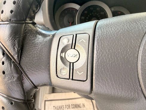 Used 2009 Toyota RAV4 Limited FWD image 15