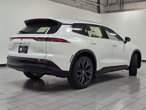 New 2025 Toyota Crown Signia image 14