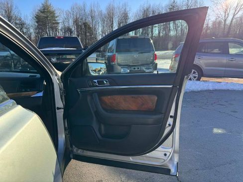 Used 2014 Lincoln MKS AWD w/ Equipment Group 101A image 13