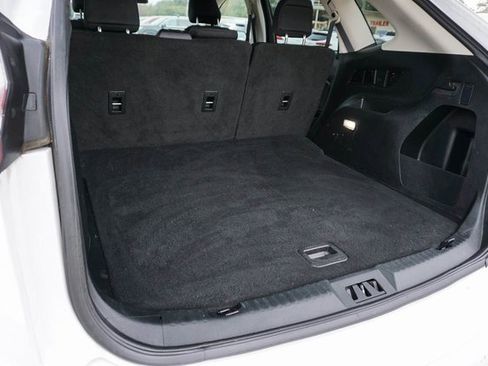 Used 2022 Ford Edge SE w/ Black Appearance Package image 8