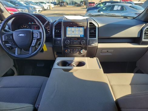 Used 2018 Ford F150 XLT w/ Equipment Group 302A Luxury image 9