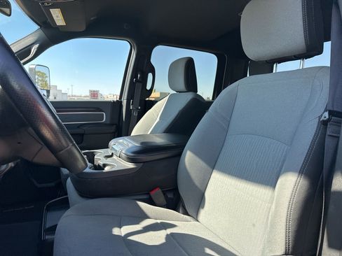 Used 2022 RAM 2500 Big Horn image 8