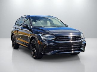 Used 2024 Volkswagen Tiguan SE R-Line w/ MDO Package, Three-Row FWD video 3