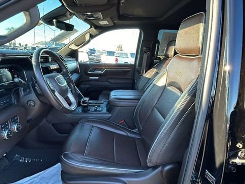 Used 2023 GMC Sierra 1500 Denali w/ Denali Reserve Package image 17