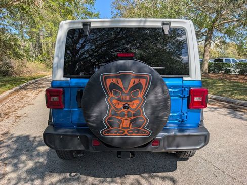 Used 2021 Jeep Wrangler Unlimited Islander image 7