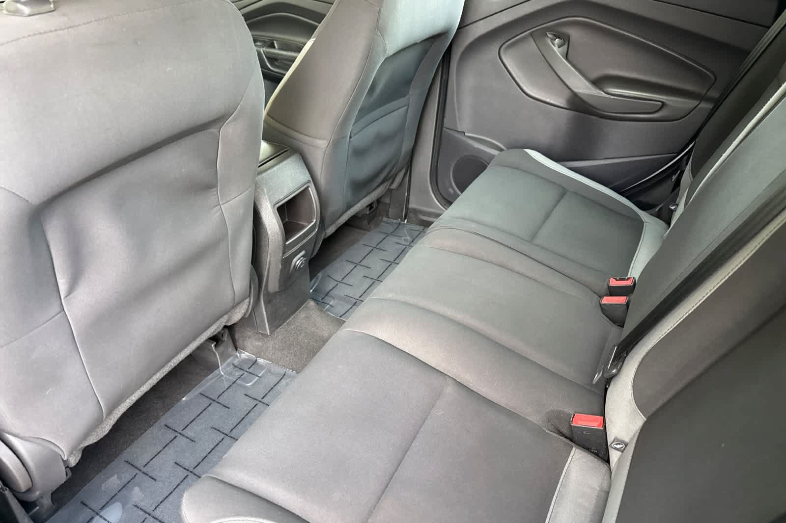 Used 2014 Ford Escape S FWD image 4