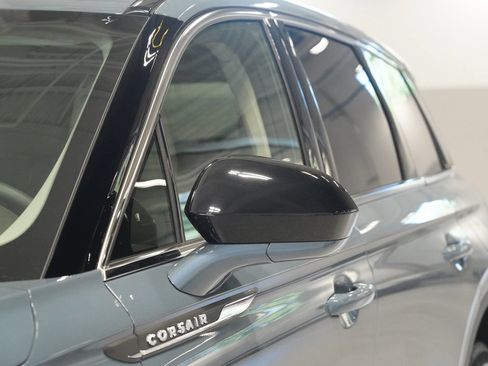 Used 2024 Lincoln Corsair FWD image 7