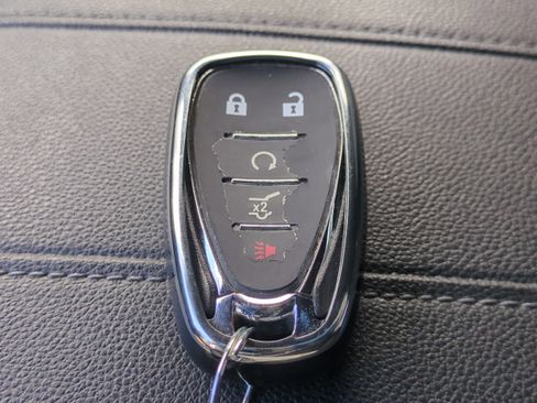 Used 2022 Chevrolet Traverse LT image 31