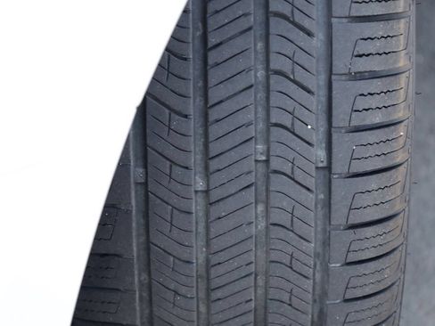 Certified 2024 Toyota Camry XSE FWD image 5