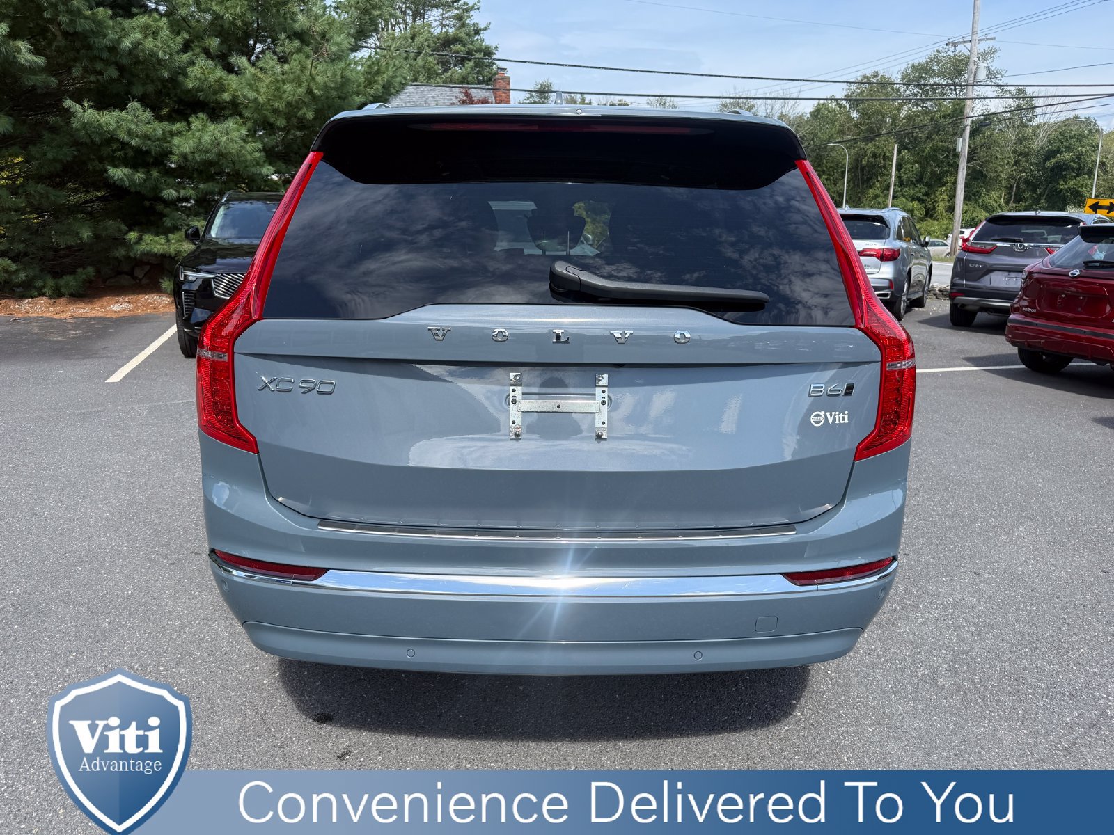 Used 2023 Volvo XC90 B6 Plus w/ Protection Package Premier AWD/4WD image 7