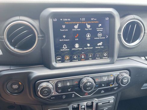 Used 2022 Jeep Wrangler Unlimited Sahara w/ Cold Weather Group AWD/4WD image 26