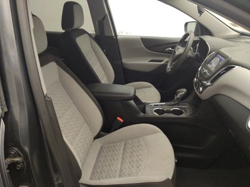 Used 2022 Chevrolet Equinox LT FWD image 21