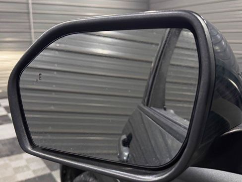 Used 2020 Ford Explorer Limited image 31