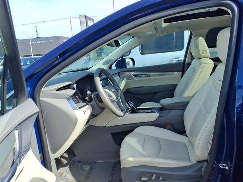 Used 2023 Cadillac XT5 Premium Luxury AWD/4WD image 19