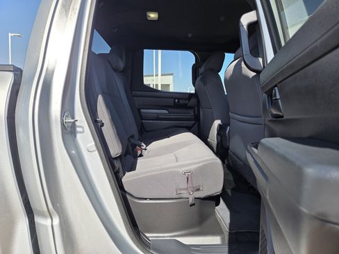 Used 2024 Toyota Tacoma SR image 16