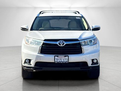 Used 2015 Toyota Highlander XLE image 8