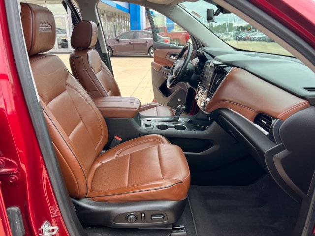Certified 2018 Chevrolet Traverse High Country AWD/4WD image 15