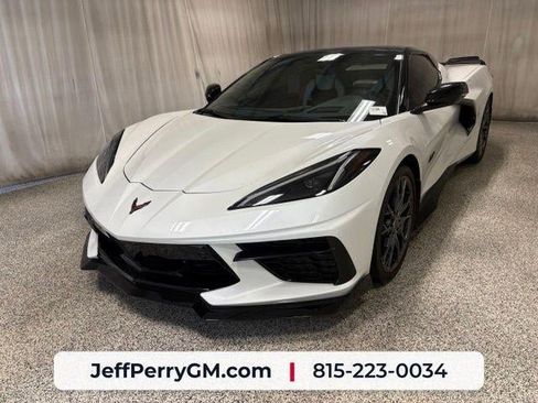 Used 2023 Chevrolet Corvette Stingray Premium Conv w/ Z51 Performance Package RWD image 6