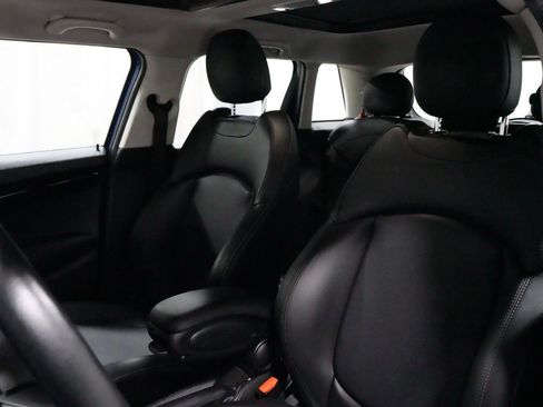 Used 2019 MINI Cooper S w/ Signature Upholstery Package image 4