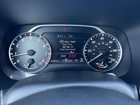 Used 2024 Nissan Frontier SV AWD/4WD image 25