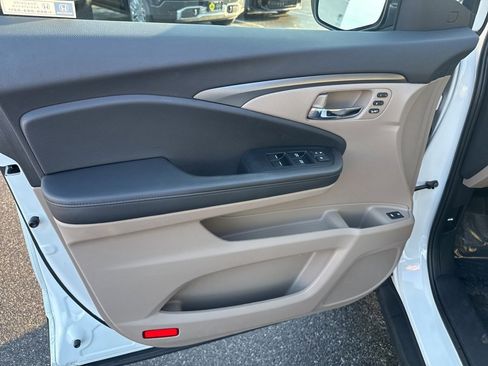 Used 2022 Honda Pilot EX-L image 16