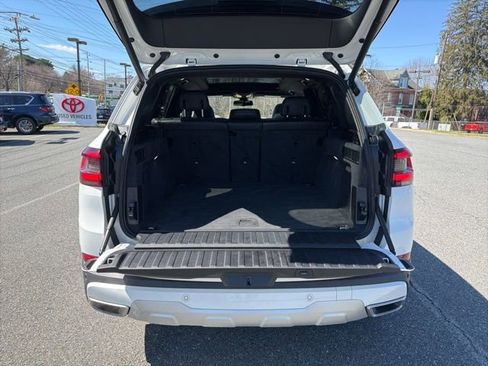 Used 2019 BMW X5 xDrive40i w/ Convenience Package AWD/4WD image 8