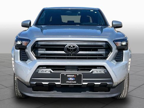 Used 2025 Toyota Tacoma SR5 RWD image 4