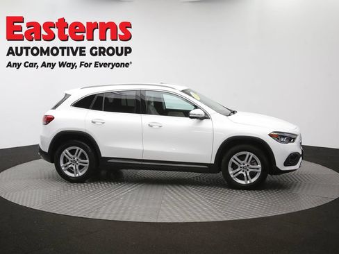 Used 2022 Mercedes-Benz GLA 250 4MATIC w/ Premium Package Lite image 45