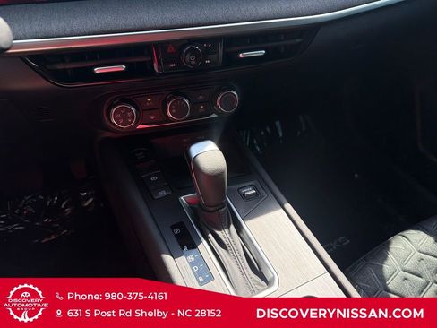 Certified 2025 Nissan Kicks SV FWD image 20