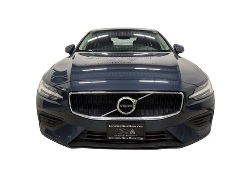 Used 2019 Volvo S60 T5 Momentum w/ Premium Package FWD image 8