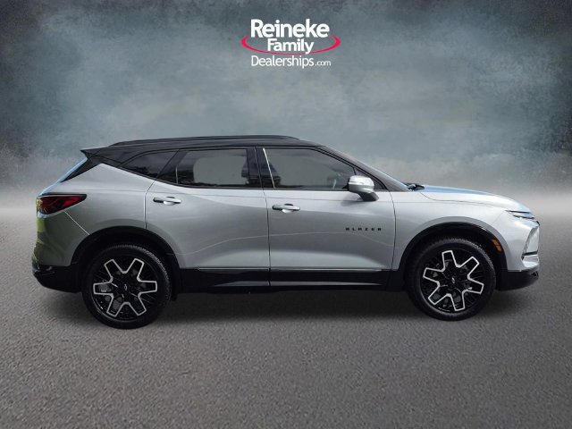 Used 2023 Chevrolet Blazer RS w/ Enhanced Convenience Package FWD image 4